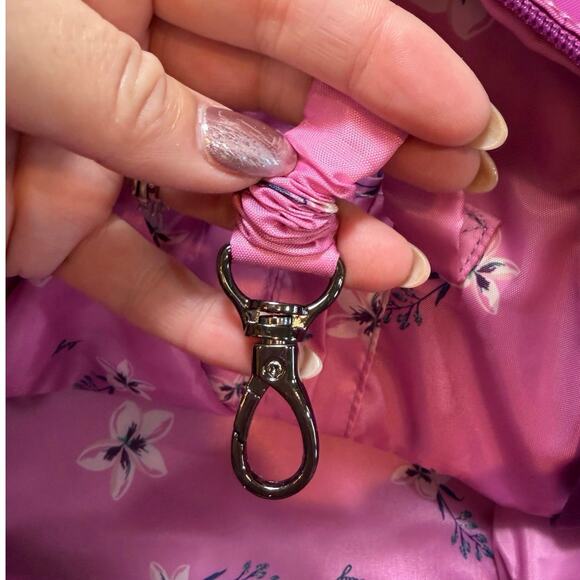 Lug Jumper Carry All Tote Travel Bag Crossbody Azalea Tropical Floral Purse NWOT - Picture 16 of 16